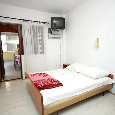 ゲストハウス Double 2613c